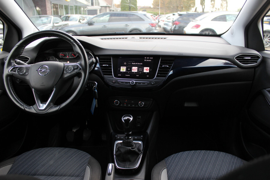 Opel Crossland X 1.2 Turbo 120 Jaar Edition / Nieuwe distr.riem! / Trekhaak / Navigatie / Parkeerhulp achter / 16'' / CarPlay / Cruise Control