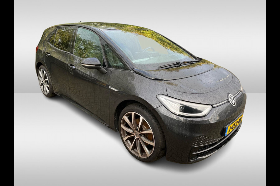 Volkswagen ID.3 First Max 58 kWh / Full option! / Panoramadak / Camera / Head-up / Keyless / 20'' / ACC / Dodehoek / Elektr. stoelen / Massage / Navigatie / Stuurverwarming