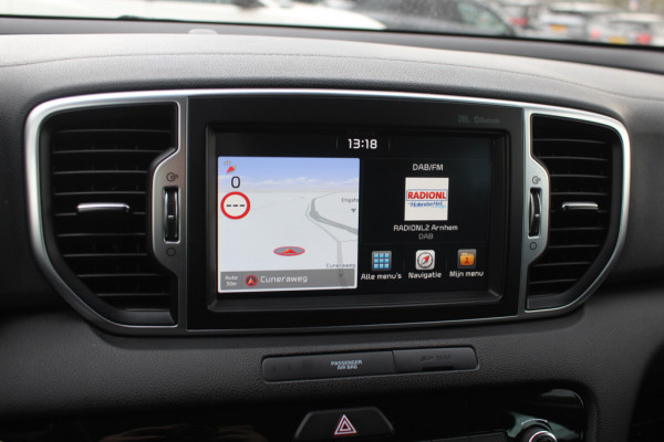 Kia Sportage 1.6 GDI DynamicLine / Camera / Leder / Navigatie / 17'' / Stoelverwarming / DAB / Cruise Control