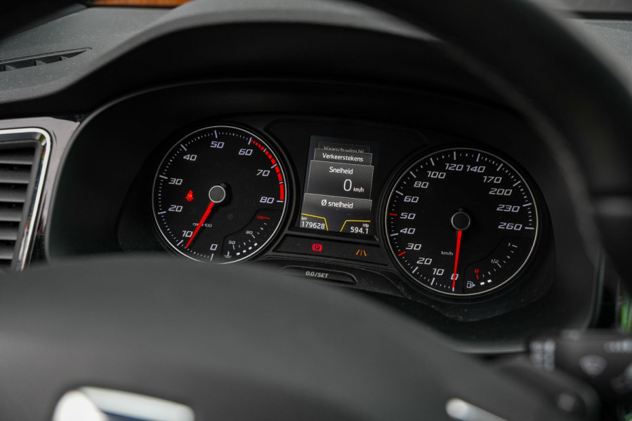 Seat Ateca 1.4 EcoTSI Xcellence Leer Camera Keyless Stoelverw. Apple Carplay