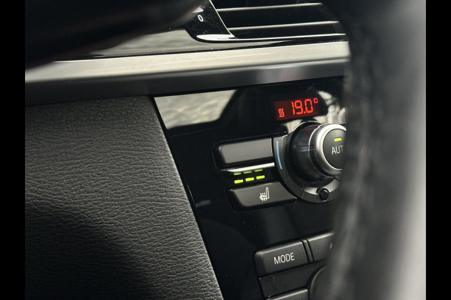 BMW X3 xDrive20d Centennial High Executive Panoramadak Cruise Clima Xenon Trekhaak Camera