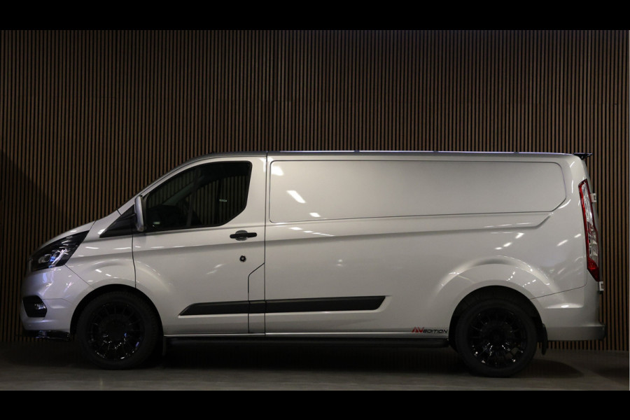 Ford Transit Custom 320 2.0 TDCI 170 PK L2H1 Raptor Edition | Bi-Xenon | CarPlay | ACC | Navigatie | Camera | Stoelverwarming | Dodehoek detector | DAB | Werkplaatsinrichting | 3-Zitter | Dealer onderhouden | Nieuwe APK