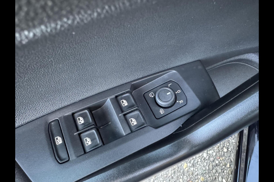 Volkswagen Polo 1.0 TSI Life 95pk CarPlay LaneAssist Navi Front Assist Garantie