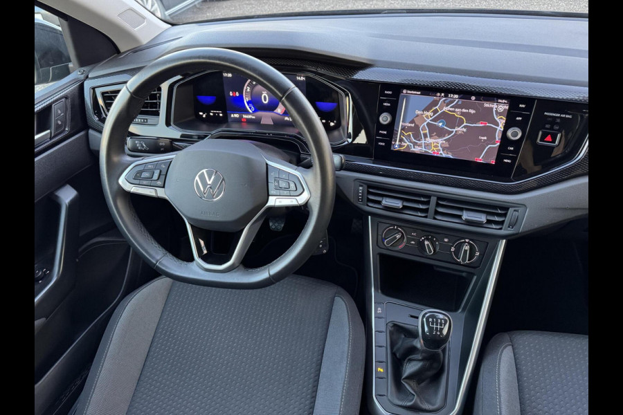 Volkswagen Polo 1.0 TSI Life 95pk CarPlay LaneAssist Navi Front Assist Garantie
