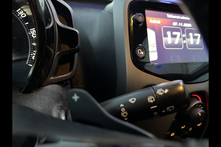Toyota Aygo 1.0 VVT-i x-play Automaat Sportvelg Camera CarPlay, Airco Garantie