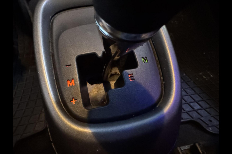 Toyota Aygo 1.0 VVT-i x-play Automaat Sportvelg Camera CarPlay, Airco Garantie