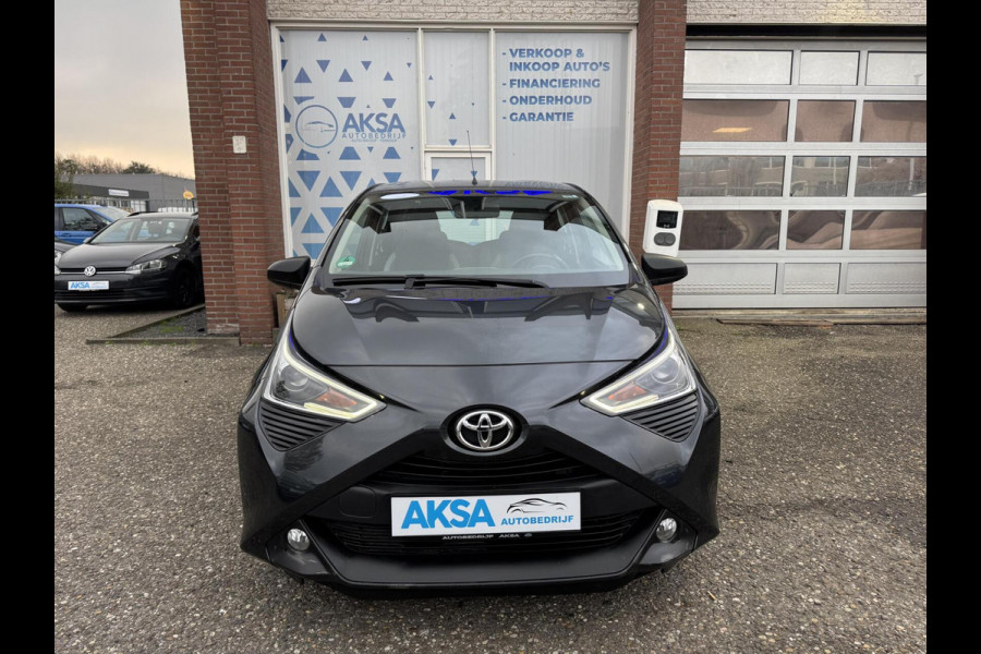 Toyota Aygo 1.0 VVT-i x-play Automaat Sportvelg Camera CarPlay, Airco Garantie