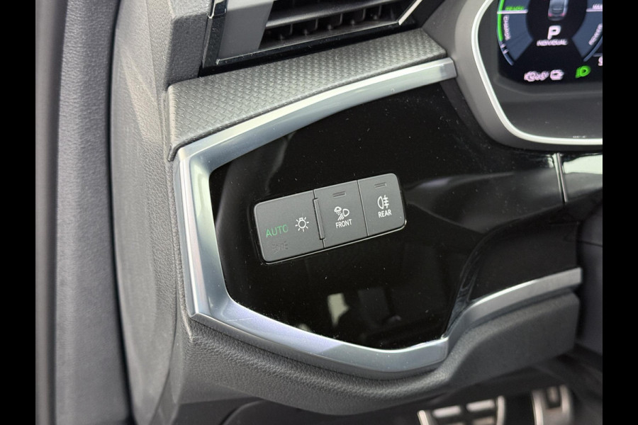 Audi Q3 Sportback 45 TFSI e S Edition PLUG IN HYBRIDE||2x S-LINE BINNEN + BUITEN| ADAPTIVE CRUISE| DODE HOEK | ELEK. TREKHAAK| DIG. DASH|