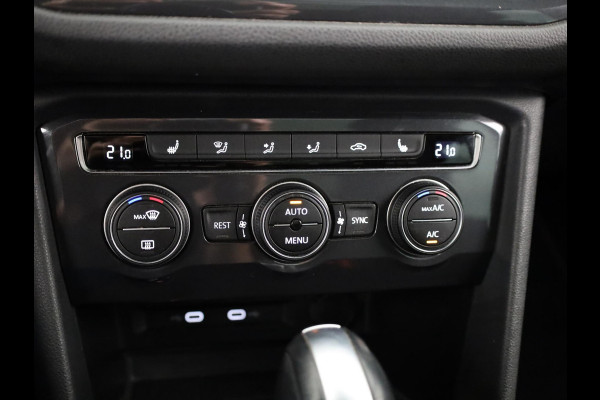 Volkswagen Tiguan Allspace 1.5 TSI Highline Business R 7p. 150PK | Panoramadak | Wegklapbare trekhaak | Stoelverwarming | Camera | Navigatie