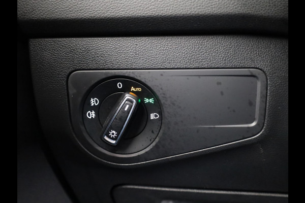 Volkswagen Tiguan Allspace 1.5 TSI Highline Business R 7p. 150PK | Panoramadak | Wegklapbare trekhaak | Stoelverwarming | Camera | Navigatie