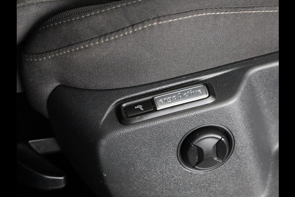 Volkswagen Tiguan Allspace 1.5 TSI Highline Business R 7p. 150PK | Panoramadak | Wegklapbare trekhaak | Stoelverwarming | Camera | Navigatie