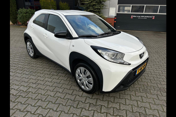 Toyota Aygo X 1.0 VVT-i MT Play BTW / NL Auto
