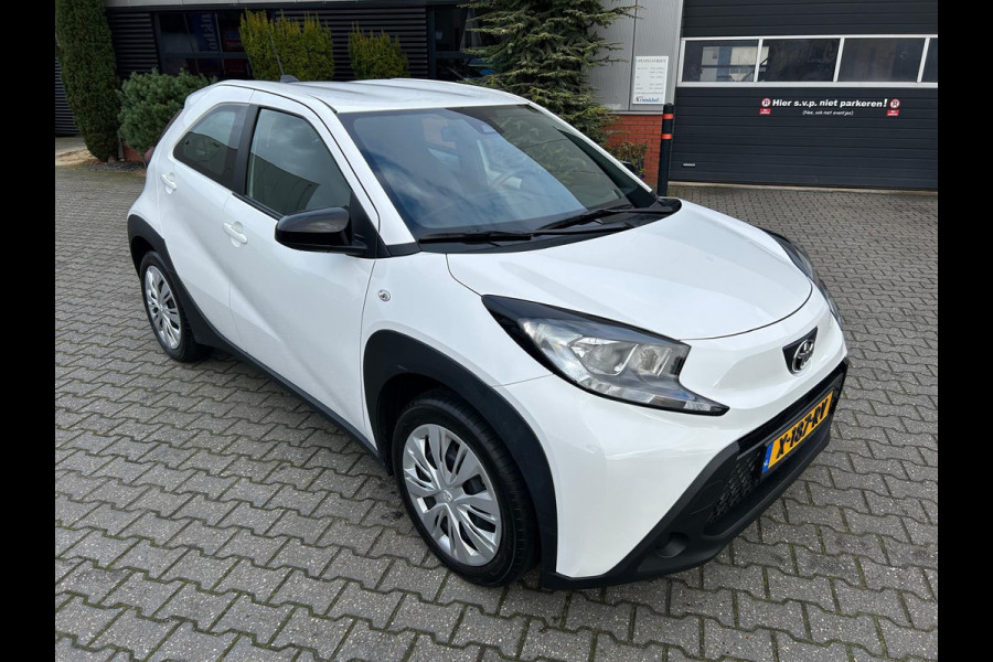 Toyota Aygo X 1.0 VVT-i MT Play BTW / NL Auto