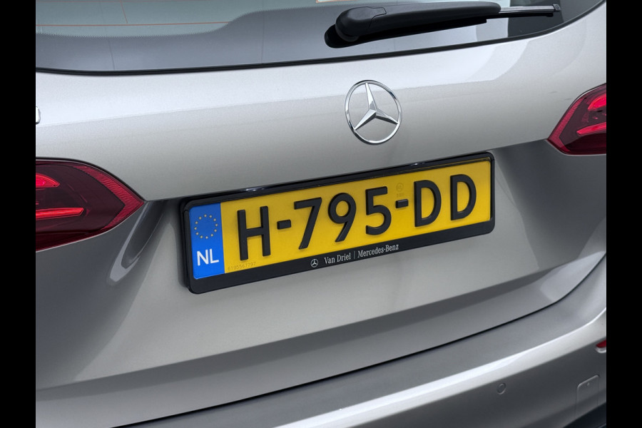 Mercedes-Benz B-Klasse 220 AMG line | Pano Trekhaak Keyless