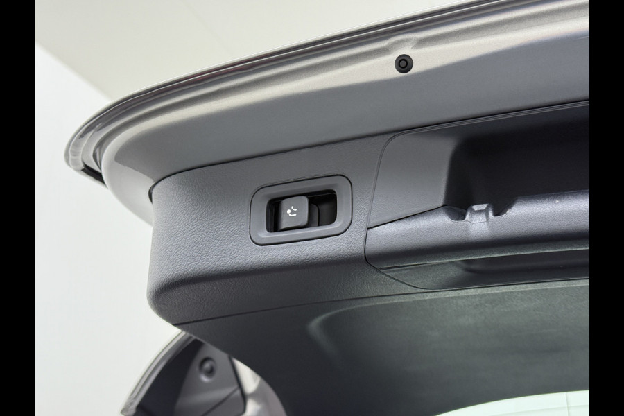 Mercedes-Benz B-Klasse 220 AMG line | Pano Trekhaak Keyless