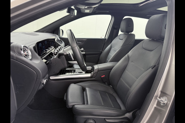 Mercedes-Benz B-Klasse 220 AMG line | Pano Trekhaak Keyless