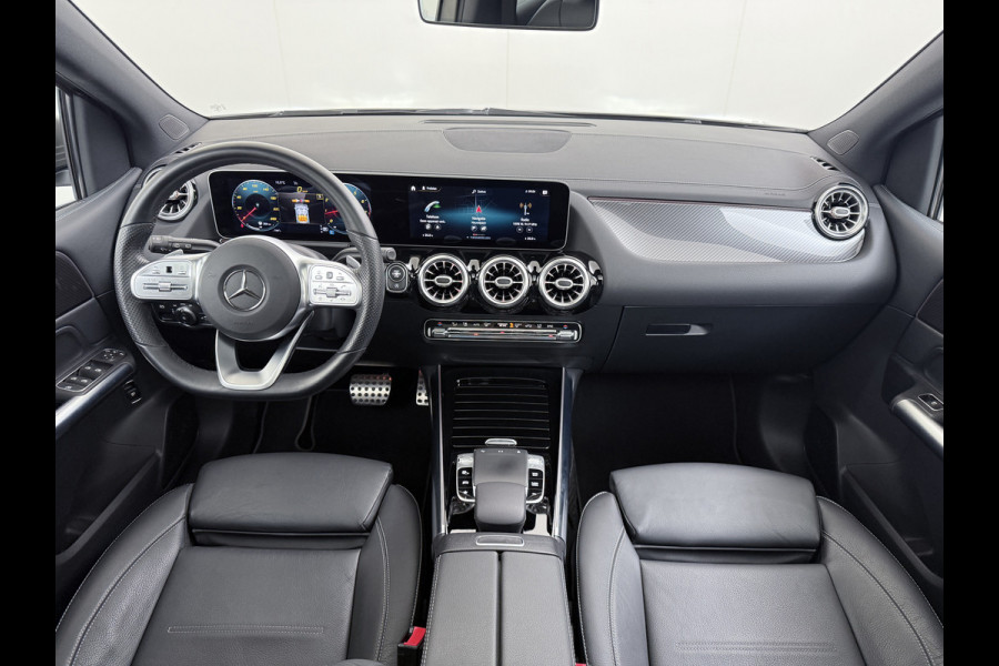 Mercedes-Benz B-Klasse 220 AMG line | Pano Trekhaak Keyless