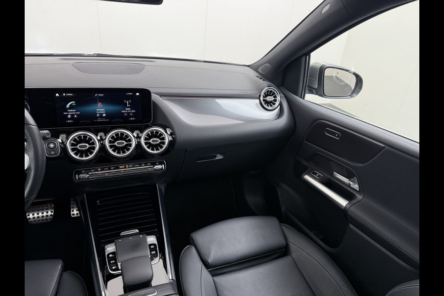 Mercedes-Benz B-Klasse 220 AMG line | Pano Trekhaak Keyless