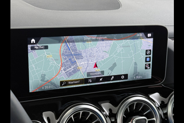 Mercedes-Benz B-Klasse 220 AMG line | Pano Trekhaak Keyless