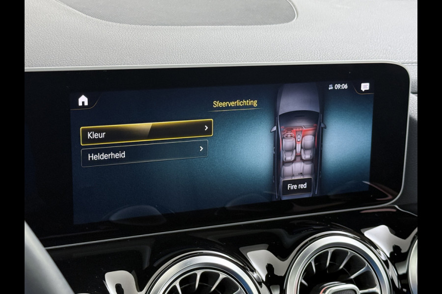 Mercedes-Benz B-Klasse 220 AMG line | Pano Trekhaak Keyless