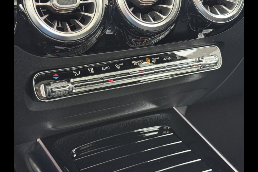 Mercedes-Benz B-Klasse 220 AMG line | Pano Trekhaak Keyless