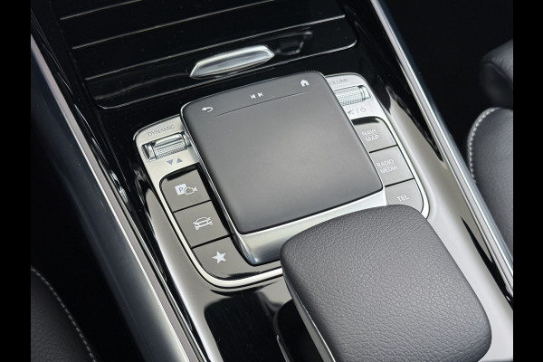 Mercedes-Benz B-Klasse 220 AMG line | Pano Trekhaak Keyless