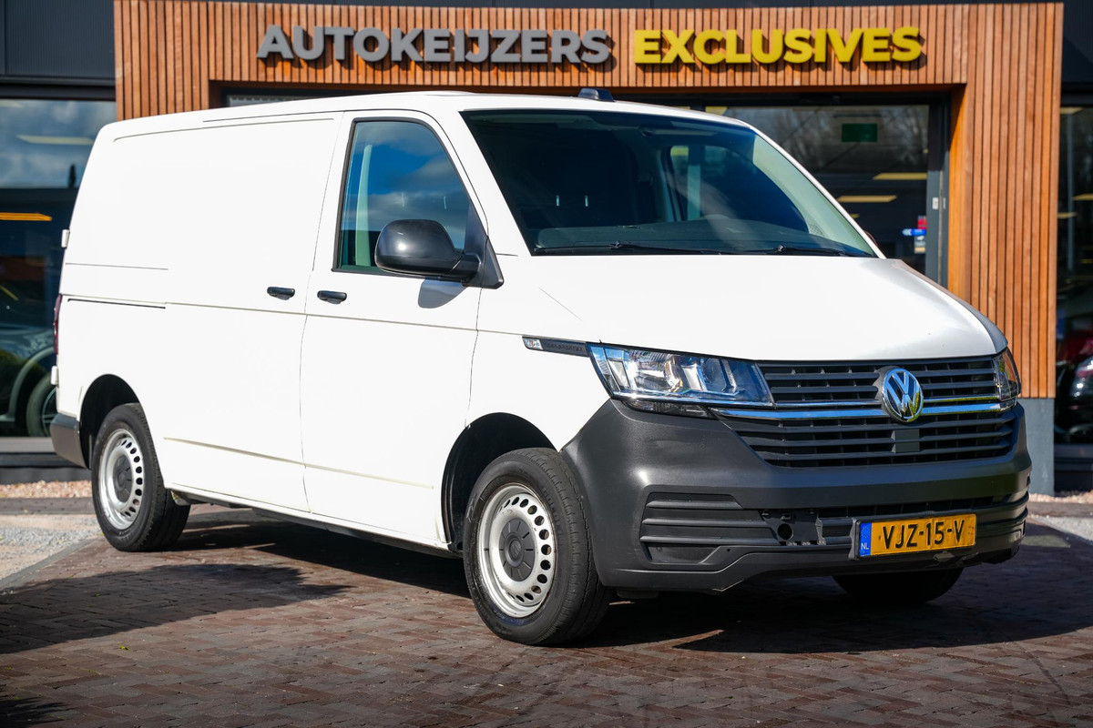 Volkswagen Transporter 2.0 TDI L1H1 28 Cruise Airco PDC Carplay