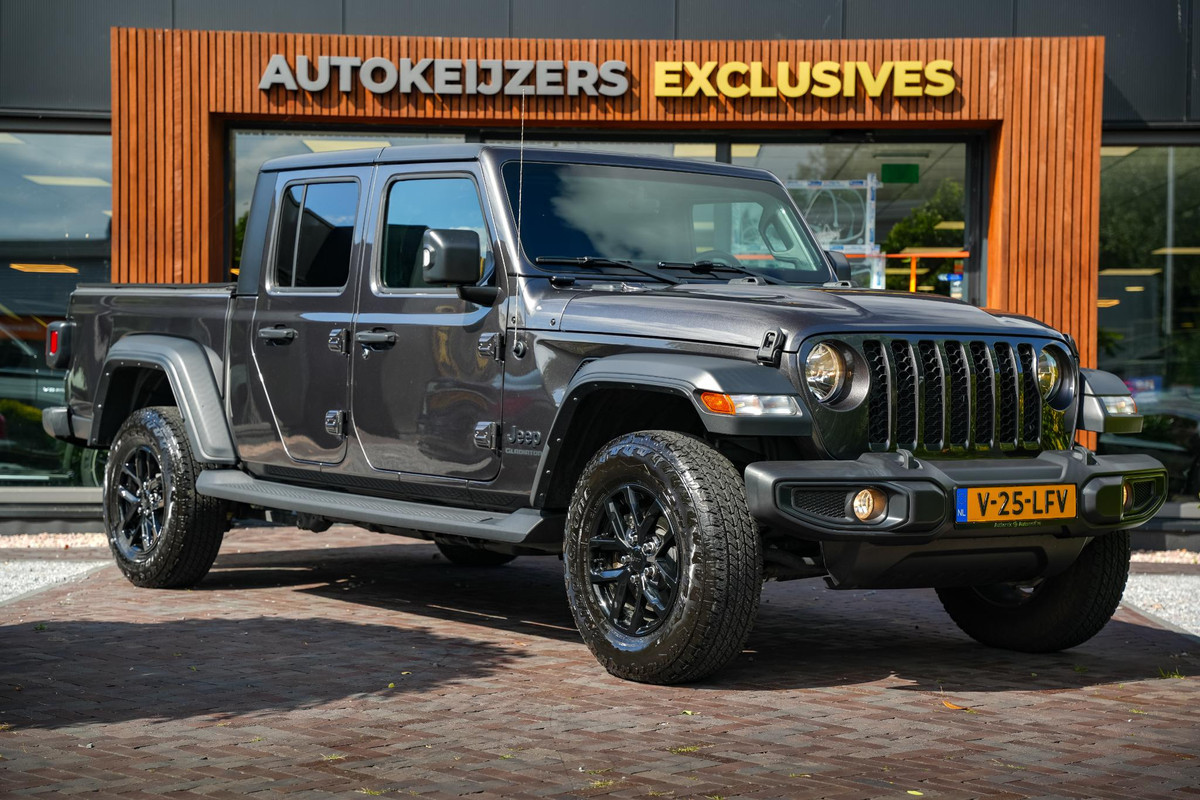 Jeep Gladiator sport 3.6 V6 Grijs Kenteken Camera Cruise Carplay
