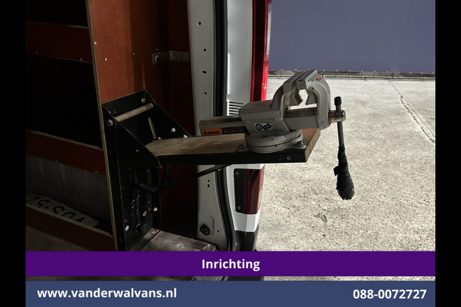 Renault Trafic 2.0 dCi 120pk L2H1 Inrichting Euro6 Airco | Omvormer | Camera | Navigatie | LED | Cruisecontrol Trekhaak, Parkeersensoren, Bijrijdersbank, Achterklep