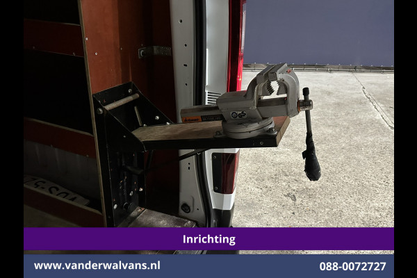 Renault Trafic 2.0 dCi 120pk L2H1 Inrichting Euro6 Airco | Omvormer | Camera | Navigatie | LED | Cruisecontrol Trekhaak, Parkeersensoren, Bijrijdersbank, Achterklep