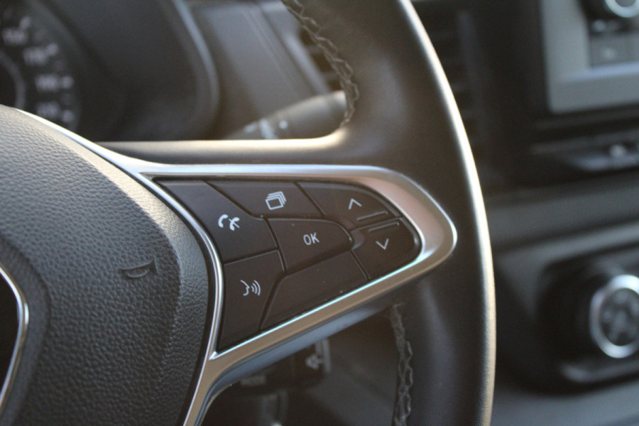 Renault Trafic 2.0 dCi 130 T30 L2H1 Work Edition 131pk - 2x Schuif - Trekhaak - LED - Cruise - Bluetooth - Airco - Rijklaar