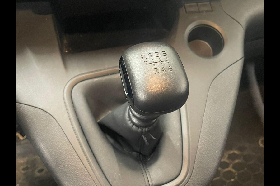 Opel Combo 1.5D L2H1 Navigatie Apple Carplay/Android Auto Camera Parkeersensoren achter Cruise Control Airco Lichtmetalen velgen