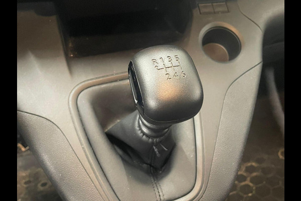 Opel Combo 1.5D L2H1 Navigatie Apple Carplay/Android Auto Camera Parkeersensoren achter Cruise Control Airco Lichtmetalen velgen