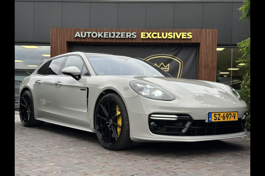 Porsche Panamera Sport Turismo 4.0 Turbo S E-Hybrid Keramisch Panoramadak Sportdesign Sportchrono Vossen 22”LM Krijt Grijs 680 PK!