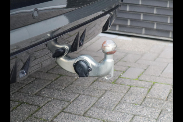 BMW X5 xDrive50e High Executive M Sport Pakket Automaat / Live Cockpit Plus / Panoramadak / Trekhaak / Luchtvering / Harman Kardon / Comfortstoelen / Warmtecomfortpakket / Sfeerverlichting / Active Protection / Shadow Line / 21 Inch