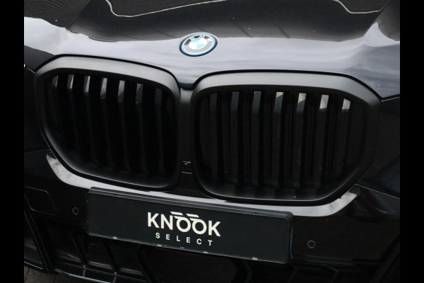 BMW X5 xDrive50e High Executive M Sport Pakket Automaat / Live Cockpit Plus / Panoramadak / Trekhaak / Luchtvering / Harman Kardon / Comfortstoelen / Warmtecomfortpakket / Sfeerverlichting / Active Protection / Shadow Line / 21 Inch