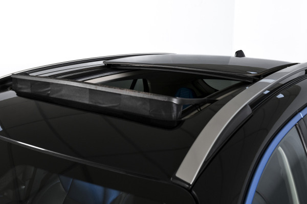 Lynk & Co 01 1.5 PHEV 261PK MY22 | 360 Camera | 7.4 kWh boordlader | S/K-panodak | Adapt. Cruise | Memory | Elek. klep | LM 20" | 5942