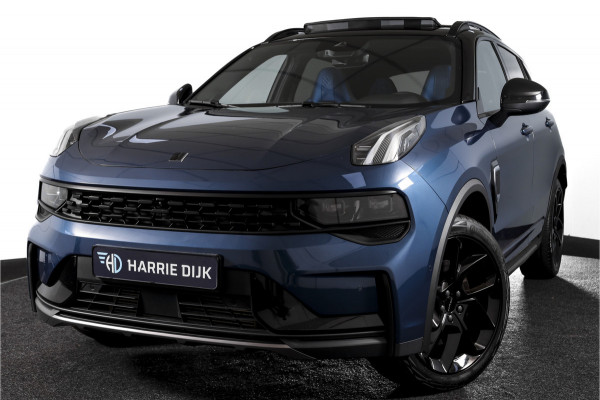 Lynk & Co 01 1.5 PHEV 261PK MY23 | Black Pakket | Donkere hemel | 360 Camera | 7.4 kWh boordlader | S/K-panodak | Adapt. Cruise | Memory | Elek. klep | LM 20" | 8516