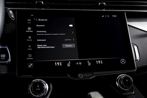 Lynk & Co 01 1.5 PHEV 261PK MY23 | Black Pakket | Donkere hemel | 360 Camera | 7.4 kWh boordlader | S/K-panodak | Adapt. Cruise | Memory | Elek. klep | LM 20" | 8516