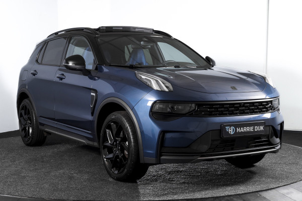 Lynk & Co 01 1.5 PHEV 261PK MY23 | Black Pakket | Donkere hemel | 360 Camera | 7.4 kWh boordlader | S/K-panodak | Adapt. Cruise | Memory | Elek. klep | LM 20" | 8516