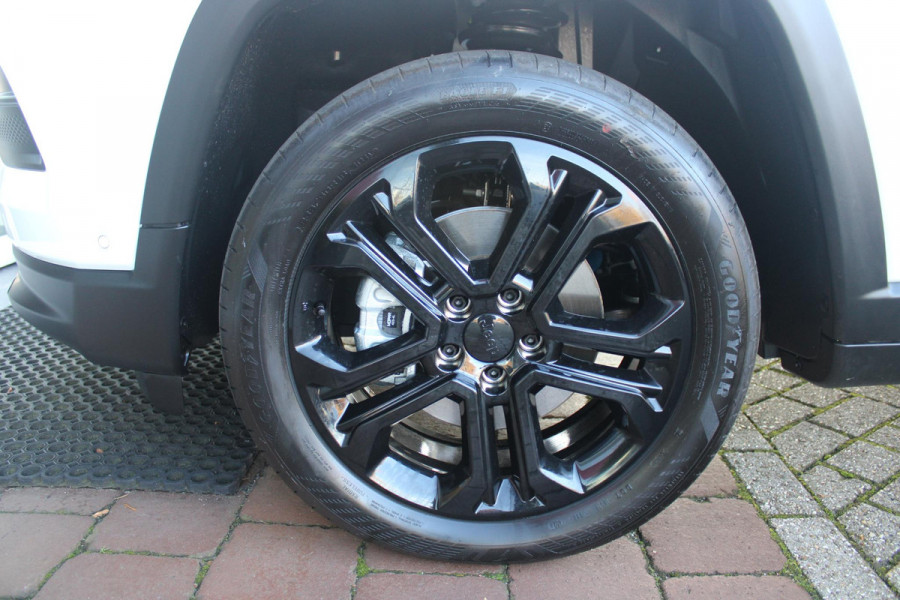 Jeep Compass 1.5T 142PK e-Hybrid North Star | PANORAMISCH SCHUIF / KANTEL DAK | ALPINE AUDIO SYSTEM | NAVIGATIE 10,25 "TOUCHSCREEN | APPLE CARPLAY/ANDROID AUTO | 360° ACHTERUITRIJ | DAB+ RADIO | CLIMATE CONTROL | GLOSS BLACK LICHTMETALEN VELGEN | ADAPTIVE / CRUISE CONTROL | DIGITAAL INSTRUMENTENPANEEL | ELEKTRISCH BEDIENBARE ACHTERKLEP | FULL LED KOPLAMPEN | LED MISTLAMPEN / BOCHTVERLICHTING | KEYLESS ENTRY & START | DRAADLOOS LADEN TELEFOON |