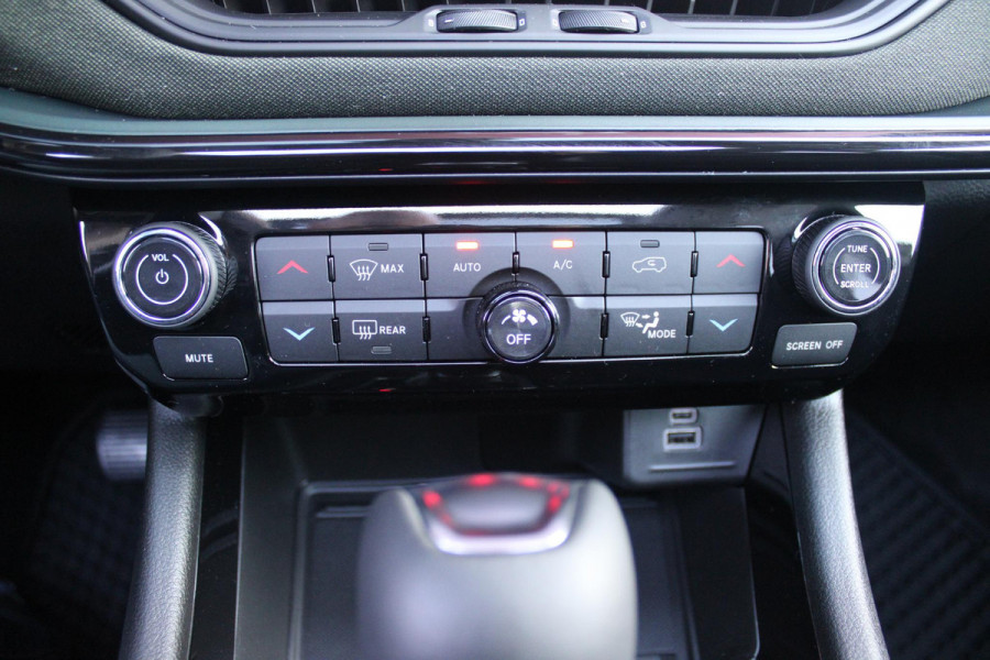 Jeep Compass 1.5T 142PK e-Hybrid North Star | PANORAMISCH SCHUIF / KANTEL DAK | ALPINE AUDIO SYSTEM | NAVIGATIE 10,25 "TOUCHSCREEN | APPLE CARPLAY/ANDROID AUTO | 360° ACHTERUITRIJ | DAB+ RADIO | CLIMATE CONTROL | GLOSS BLACK LICHTMETALEN VELGEN | ADAPTIVE / CRUISE CONTROL | DIGITAAL INSTRUMENTENPANEEL | ELEKTRISCH BEDIENBARE ACHTERKLEP | FULL LED KOPLAMPEN | LED MISTLAMPEN / BOCHTVERLICHTING | KEYLESS ENTRY & START | DRAADLOOS LADEN TELEFOON |