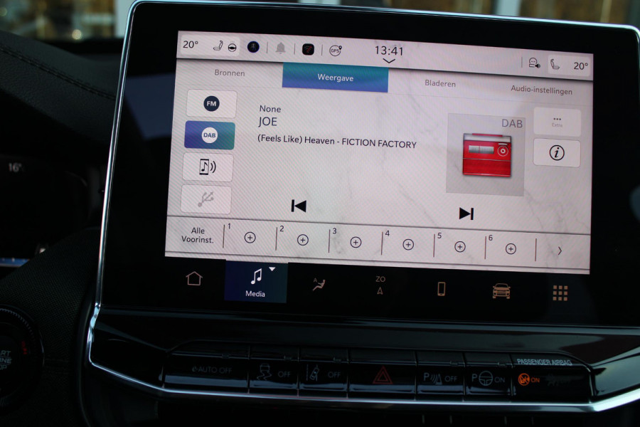 Jeep Compass 1.5T 142PK e-Hybrid North Star | PANORAMISCH SCHUIF / KANTEL DAK | ALPINE AUDIO SYSTEM | NAVIGATIE 10,25 "TOUCHSCREEN | APPLE CARPLAY/ANDROID AUTO | 360° ACHTERUITRIJ | DAB+ RADIO | CLIMATE CONTROL | GLOSS BLACK LICHTMETALEN VELGEN | ADAPTIVE / CRUISE CONTROL | DIGITAAL INSTRUMENTENPANEEL | ELEKTRISCH BEDIENBARE ACHTERKLEP | FULL LED KOPLAMPEN | LED MISTLAMPEN / BOCHTVERLICHTING | KEYLESS ENTRY & START | DRAADLOOS LADEN TELEFOON |