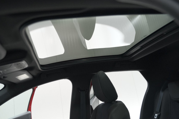 Opel Corsa 1.2 Turbo 100 Ultimate | Panoramadak | Camera | Dodehoekdetectie | Apple Carplay