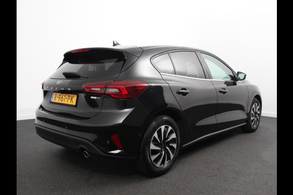Ford Focus 1.0 EcoBoost 125pk Titanium Style | Navigatie | Parkeer pakket | Winter pakket | Stoel en stuur verwarming | Climate Control | Led | Extra getint glas