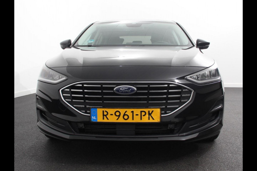 Ford Focus 1.0 EcoBoost 125pk Titanium Style | Navigatie | Parkeer pakket | Winter pakket | Stoel en stuur verwarming | Climate Control | Led | Extra getint glas