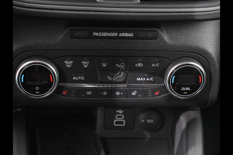 Ford Focus 1.0 EcoBoost 125pk Titanium Style | Navigatie | Parkeer pakket | Winter pakket | Stoel en stuur verwarming | Climate Control | Led | Extra getint glas