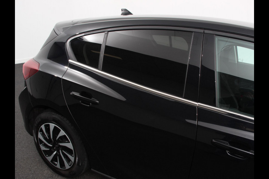 Ford Focus 1.0 EcoBoost 125pk Titanium Style | Navigatie | Parkeer pakket | Winter pakket | Stoel en stuur verwarming | Climate Control | Led | Extra getint glas
