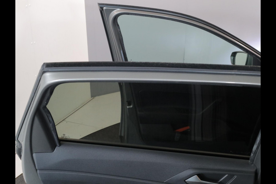 Volkswagen Polo 1.0 TSI R-Line Edition 95 pk | Navigatie | Parkeersensoren | Adaptieve cruise control | Apple Carplay/Android Auto |