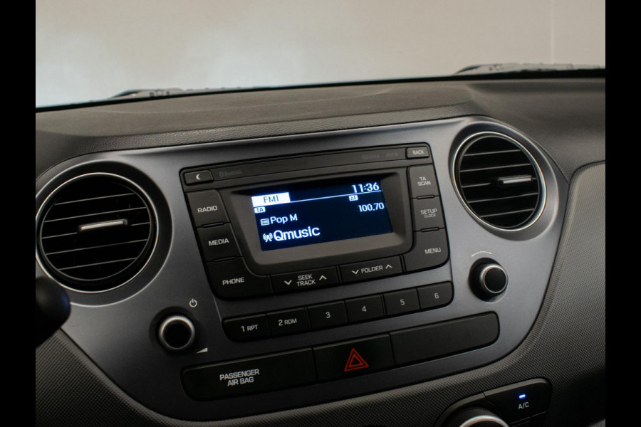 Hyundai i10 1.0i Comfort Sport (CRUISE,BLUETOOTH,ELEKTRISCH PAKKET,LED,AIRCO,SPORTSTOELEN,NIEUWE APK,NETTE STAAT)